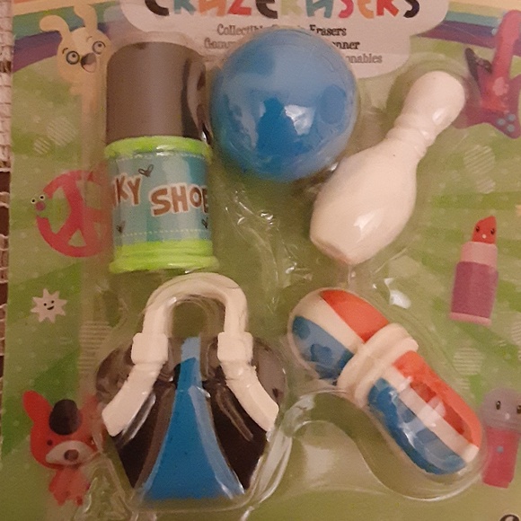 Craze Erasers Bowling Theme - Picture 2 of 2